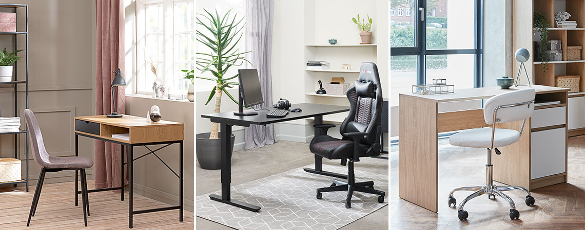 Kolme erityylistä toimistopöytää ja toimistotuolia etätyöskentelyyn