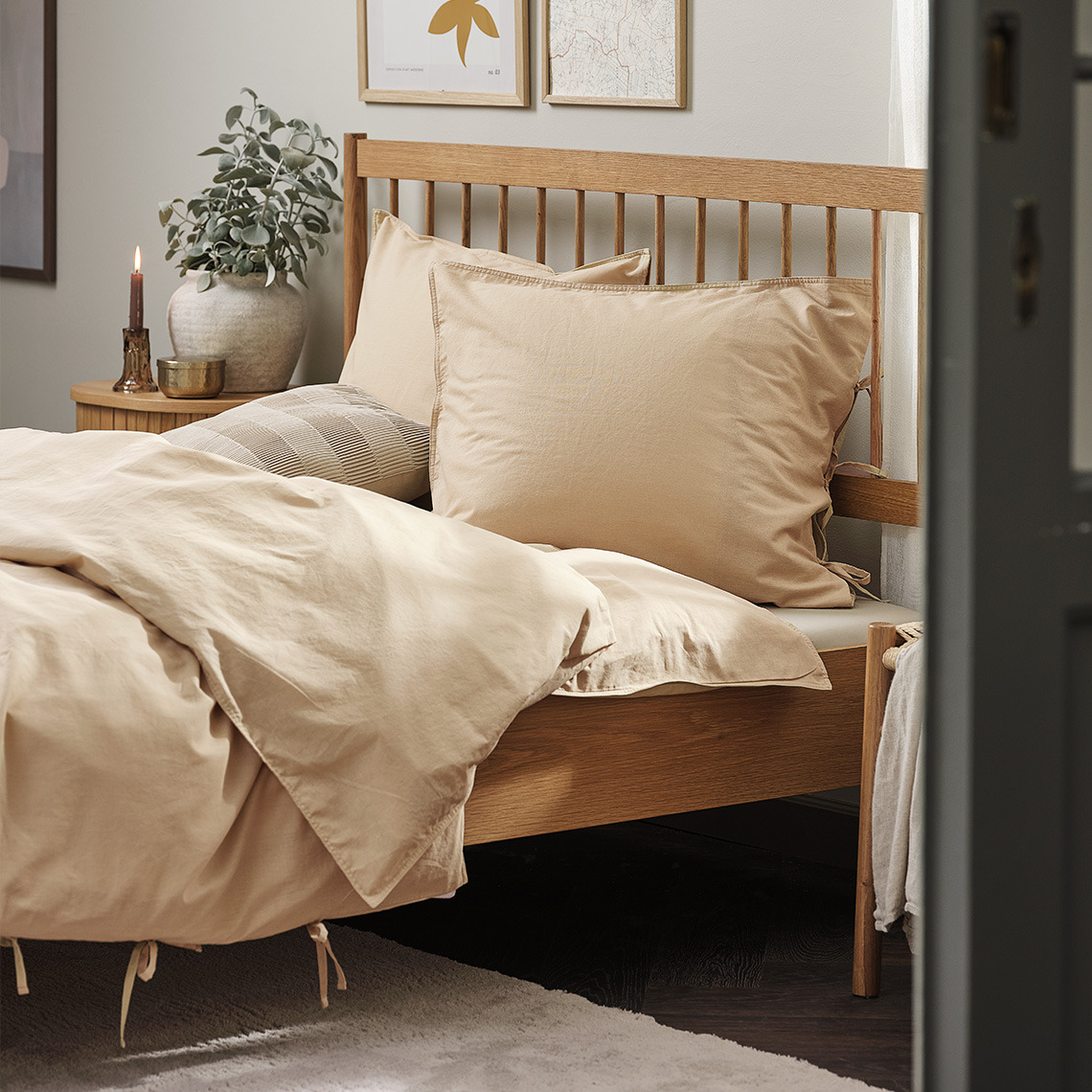 Pussilakanasetti pestyä puuvillaa, johon kuuluu peiton päällinen ja tyynyliina