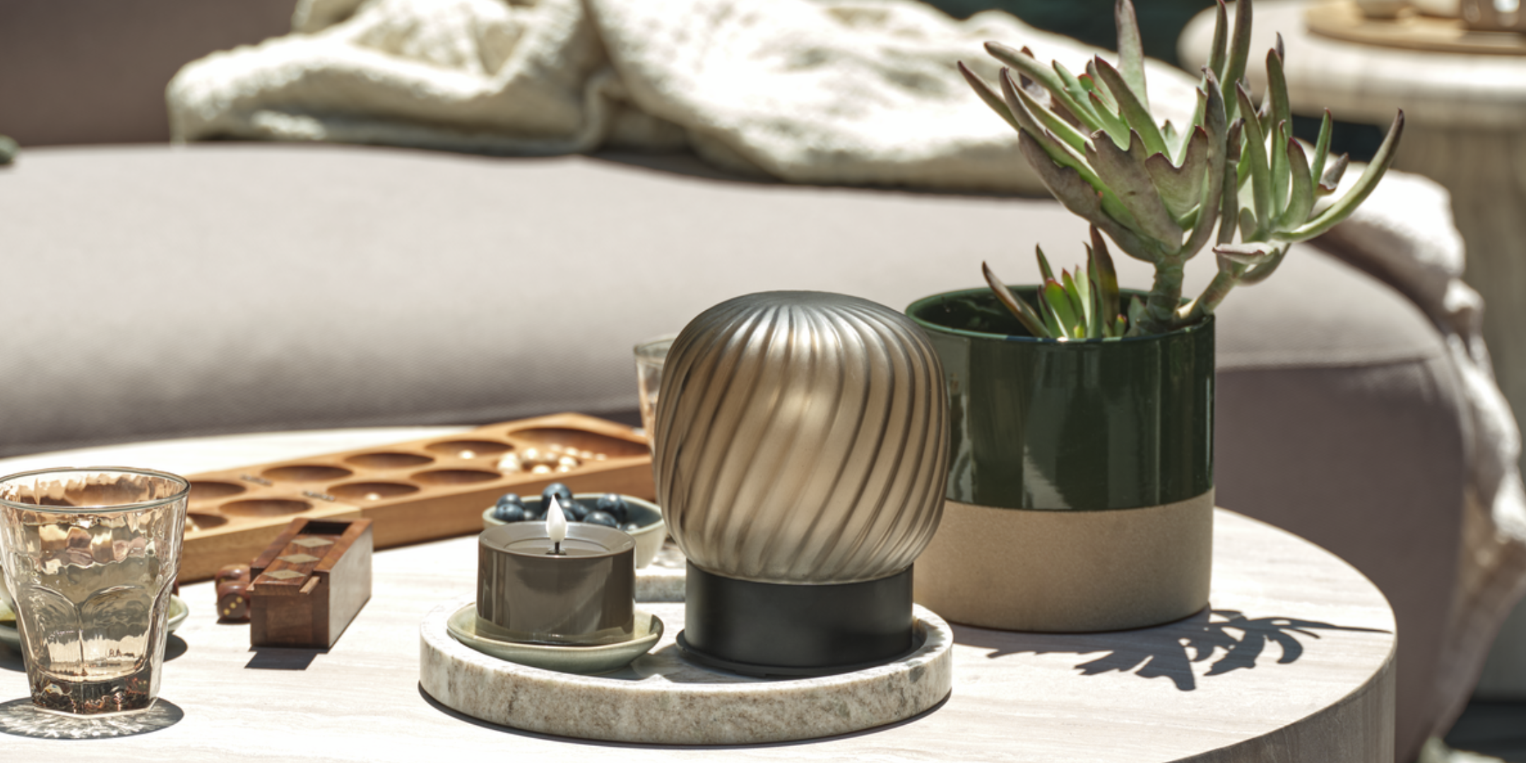 MEJSE battery lamp, KRAGE garden planter and other decorations