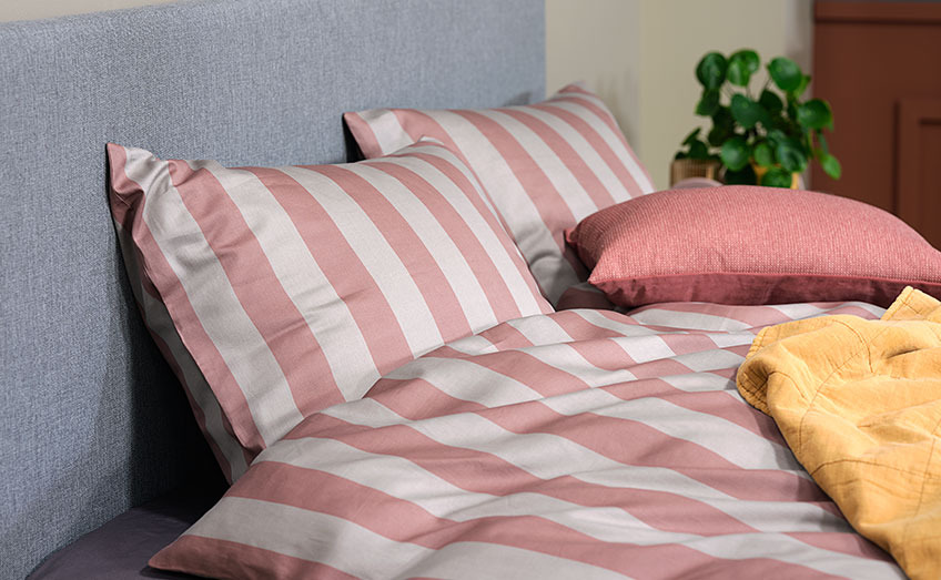 SIMONE bed linen in 100% cotton sateen Striped bed linen in 100% cotton sateen