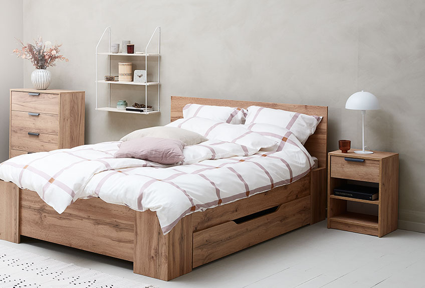 JENSLEV chest of drawers, JENSLEV bed frame, JENSLEV bedside table and HEJLSMIINDE wall shelf Bedroom with chest of drawers, bed, nightstand and wall shelf